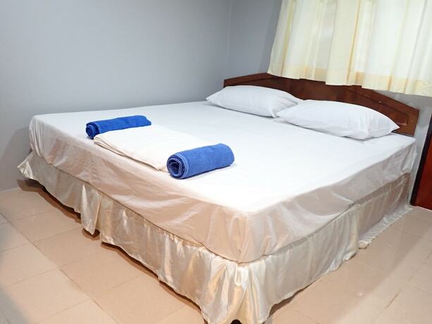 Imagen de la habitación del Hotel Baan Kasirin Resort Pattaya Beach. Foto 17