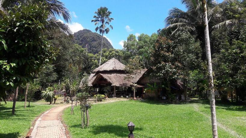 Imagen del bar/restaurante del Hotel Baan Khao Sok Resort. Foto 6