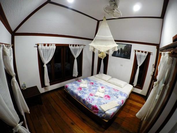 Imagen de la habitación del Hotel Baan Khao Sok Resort. Foto 15