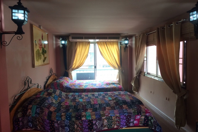 Imagen de la habitación del Hotel Baan Khun Mae Apartment. Foto 3