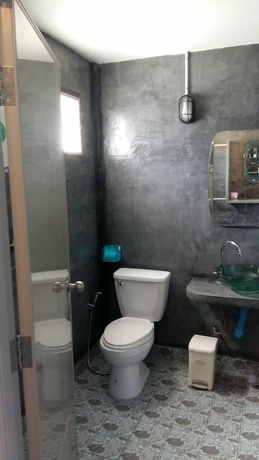 Imagen de la habitación del Hotel Baan Kiengtalay Samroiyod. Foto 14