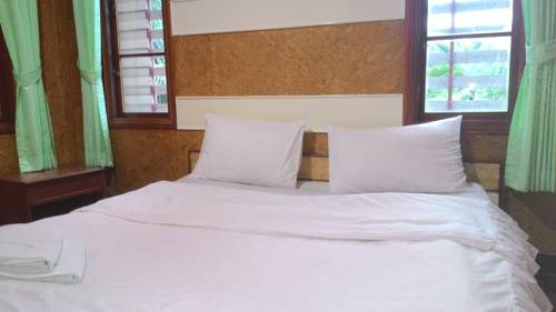 Imagen de la habitación del Hotel Baan Kitsada. Foto 5