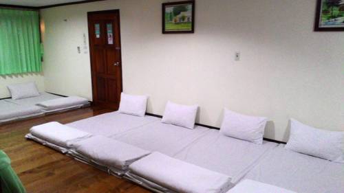 Imagen de la habitación del Hotel Baan Kitsada. Foto 6