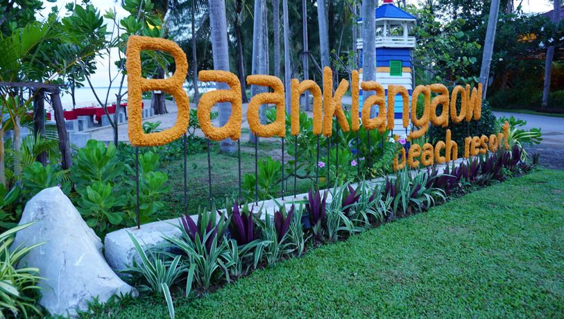 Imagen de la habitación del Hotel Baan Klang Aow Beach Resort. Foto 8
