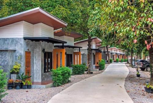 Imagen general del Hotel Baan Klang Suan Resort. Foto 16