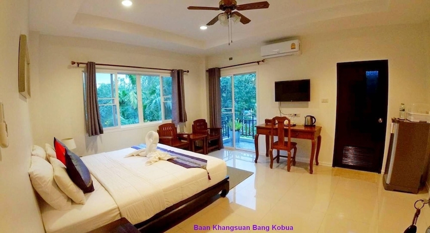 Imagen de la habitación del Hotel Baan Klangsuan Bang Korbua. Foto 7