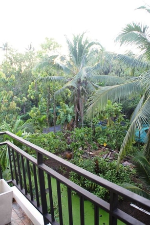 Imagen de la habitación del Hotel Baan Klangsuan Bang Korbua. Foto 15
