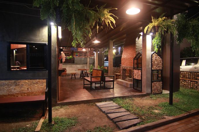 Imagen de los interiores del Hotel Baan Kon Pai - Hostel. Foto 20