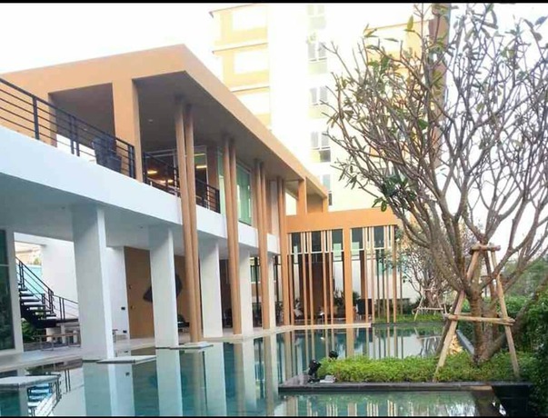 Imagen de la piscina del Hotel Baan Kukiang At Hua Hin. Foto 19