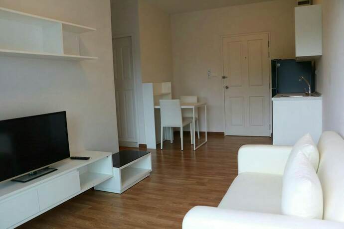 Imagen de la habitación del Hotel Baan Kum Siri - The Trust Condominium. Foto 15