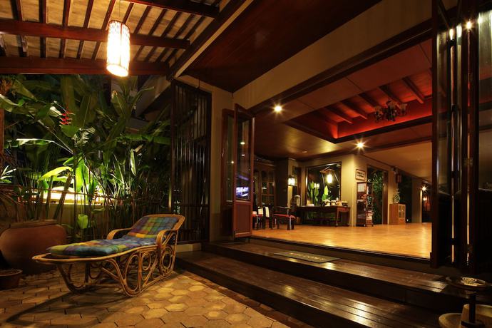 Imagen de los interiores del Hotel Baan La Poon. Foto 15