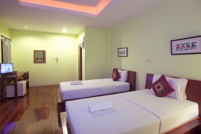 Imagen de la habitación del Hotel Baan La Poon. Foto 10