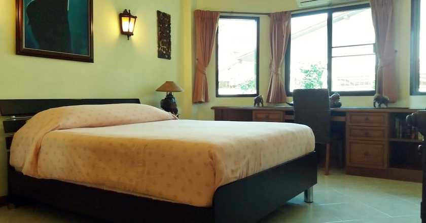 Imagen de la habitación del Hotel Baan Laksee Pool Villa. Foto 2
