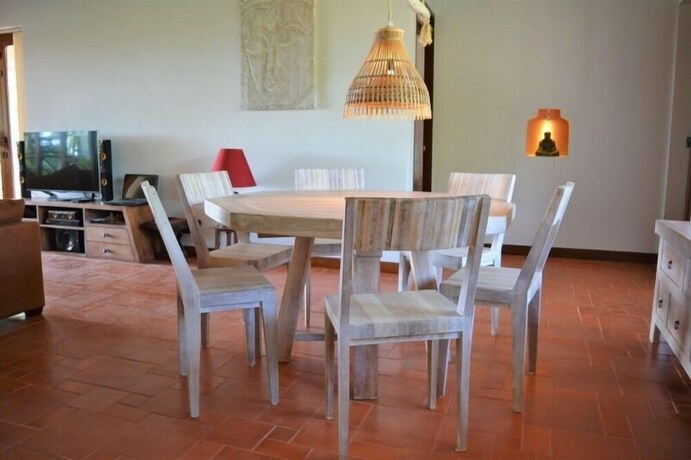 Imagen de la habitación del Hotel Baan Luang Koh Lanta. Foto 32