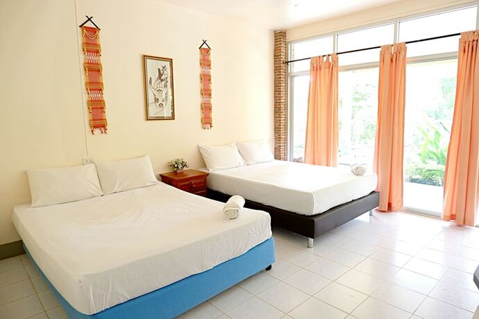 Imagen de la habitación del Hotel Baan Lung Yod Resort Keangkrachan. Foto 13