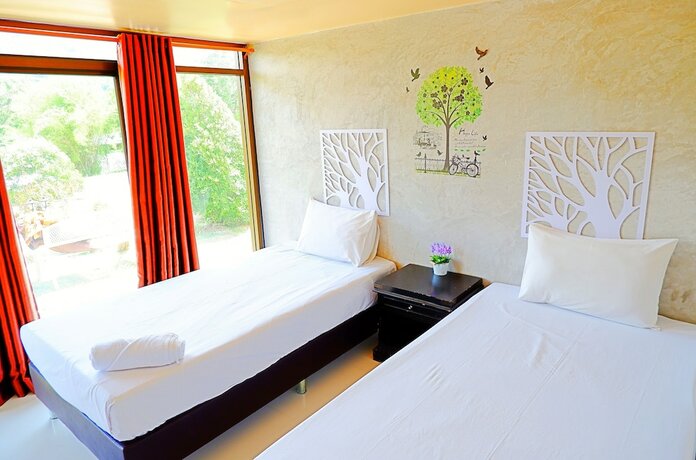 Imagen general del Hotel Baan Lung Yod Resort Keangkrachan. Foto 10