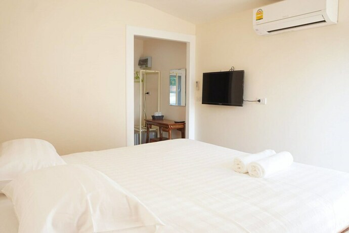 Imagen de la habitación del Hotel Baan Maesot Plus. Foto 15