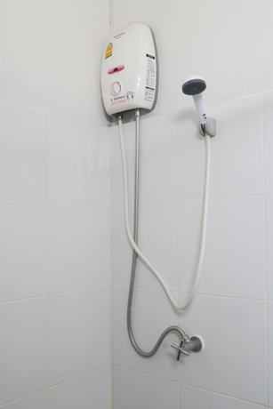 Imagen de la habitación del Hotel Baan Mai Guest House. Foto 10