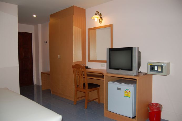 Imagen de la piscina del Hotel Baan Manthana House. Foto 13