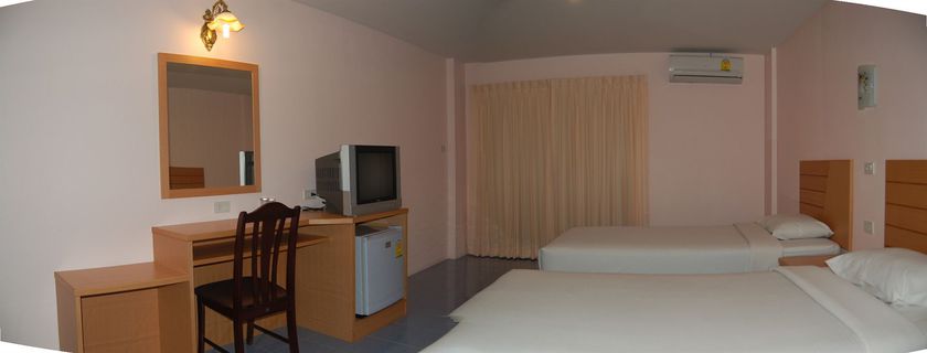 Imagen de la habitación del Hotel Baan Manthana House. Foto 7