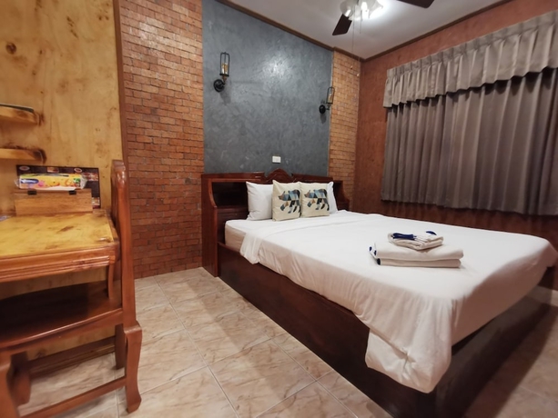 Imagen de la habitación del Hotel Baan Mee Phuket. Foto 6