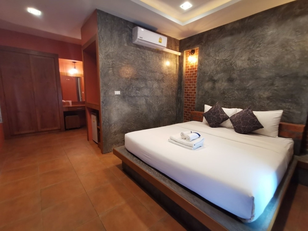 Imagen de la habitación del Hotel Baan Mee Phuket. Foto 18