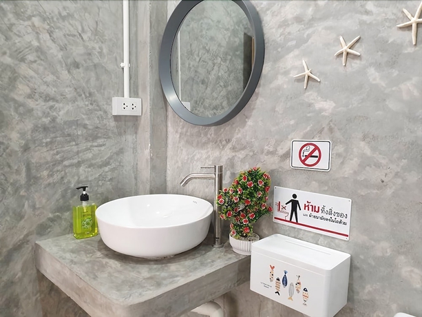 Imagen de la habitación del Hotel Baan Mhor Biw. Foto 15