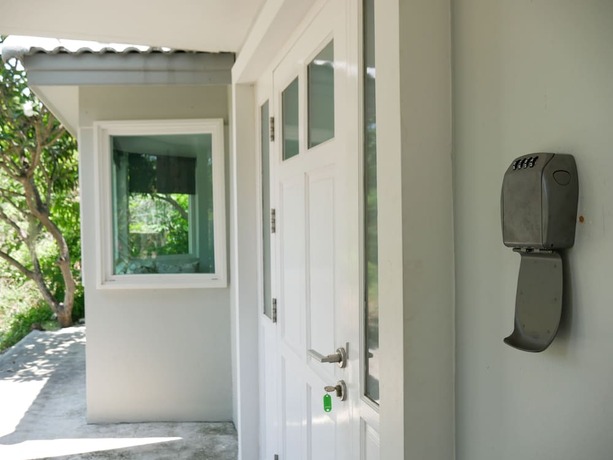 Imagen de la habitación del Hotel Baan Must Sea. Foto 10