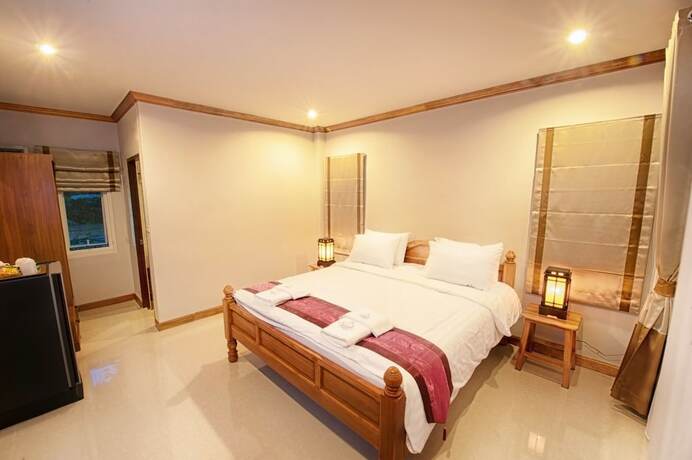 Imagen de la habitación del Hotel Baan Nam Pen Resort. Foto 17