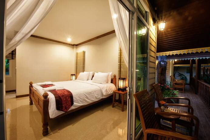 Imagen de la habitación del Hotel Baan Nam Pen Resort. Foto 18