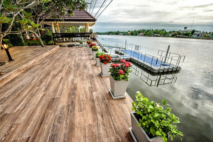Imagen de los exteriores del Hotel Baan Nam Pen Resort. Foto 23