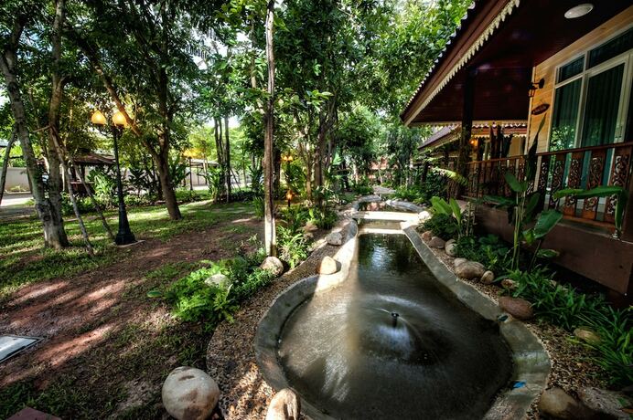 Imagen de los exteriores del Hotel Baan Nam Pen Resort. Foto 30