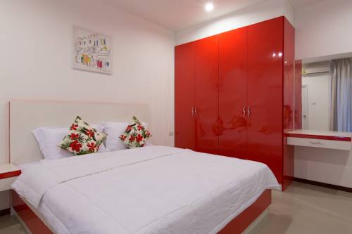Imagen de la habitación del Hotel Baan Nam Poon Resort. Foto 2