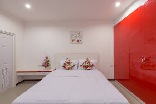 Imagen de la habitación del Hotel Baan Nam Poon Resort. Foto 5