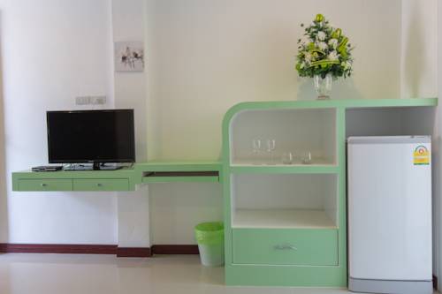 Imagen de la habitación del Hotel Baan Nam Poon Resort. Foto 6