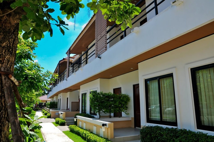 Imagen de los exteriores del Hotel Baan Nantiya. Foto 15