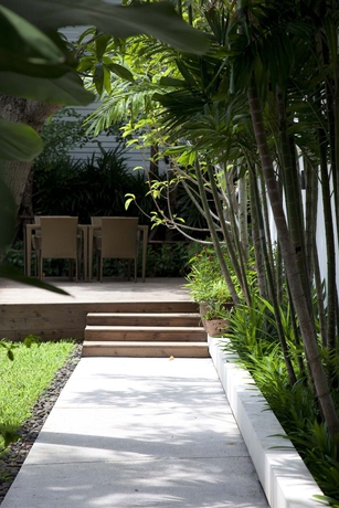 Imagen de los exteriores del Hotel Baan Noppawong. Foto 16