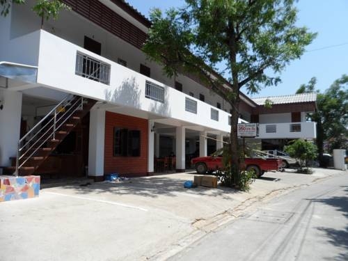 Imagen general del Hotel Baan Nukanong Guesthouse. Foto 10