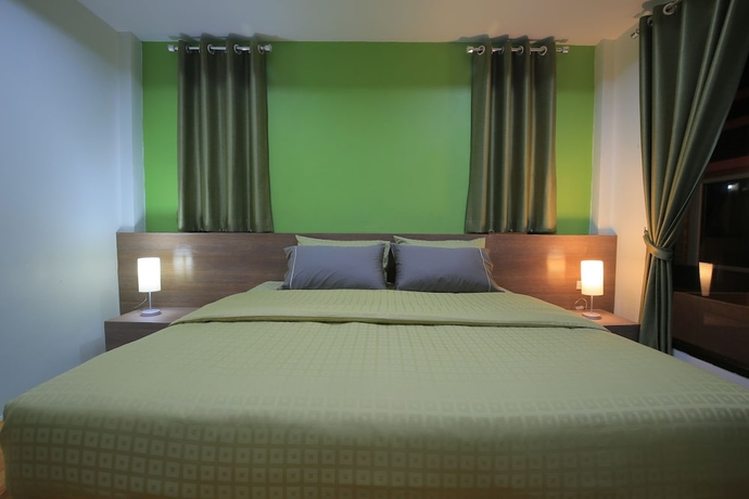 Imagen de la habitación del Hotel Baan Oshi Beach. Foto 6