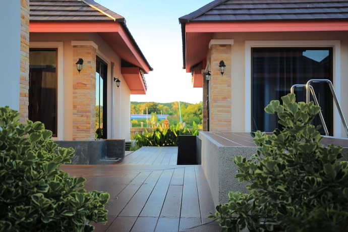 Imagen de la habitación del Hotel Baan Oshi Beach. Foto 13