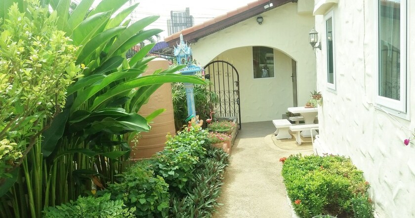 Imagen de los interiores del Hotel Baan Paifar Pool Villa. Foto 32