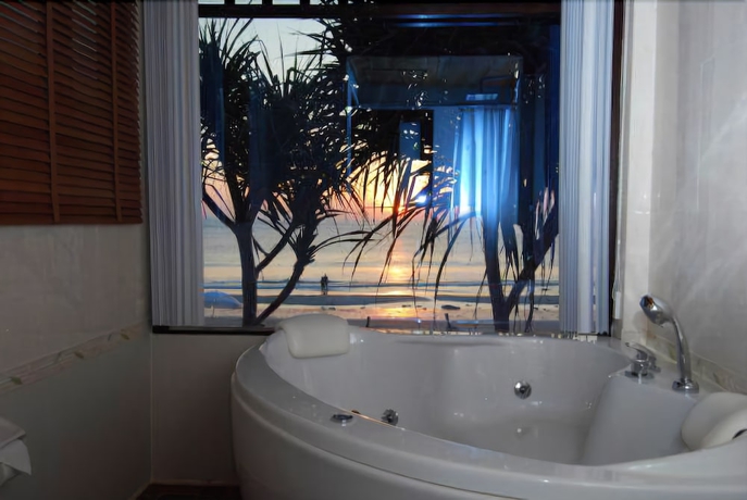 Imagen de la habitación del Hotel Baan Pakgasri Hideaway. Foto 11
