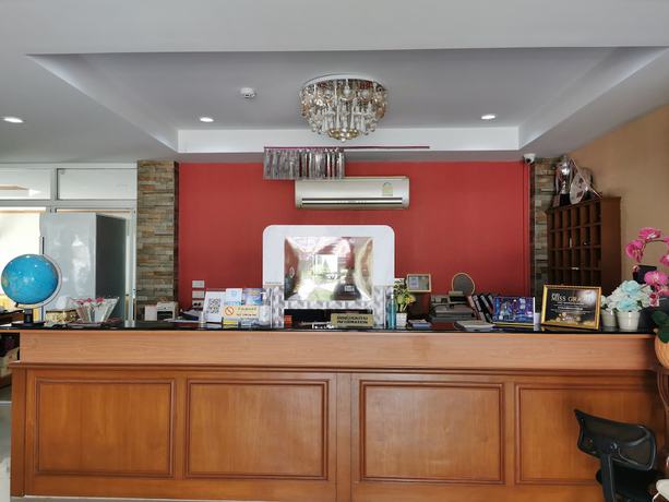 Imagen de los interiores del Hotel Baan Pattamaporn. Foto 20