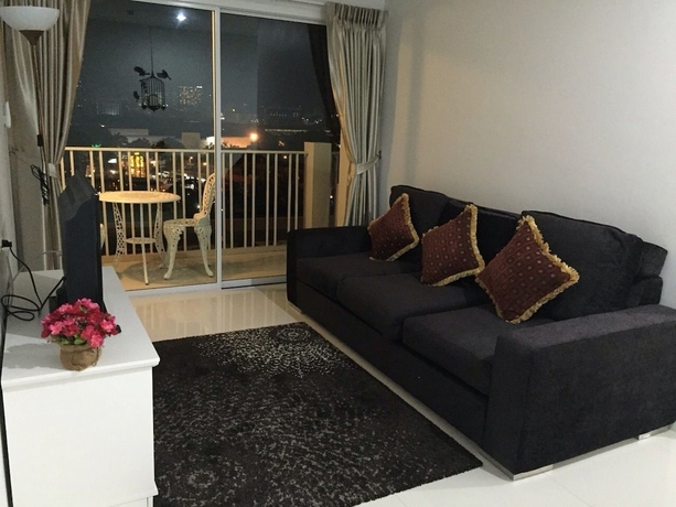 Imagen de la habitación del Hotel Baan Pattaya Plus. Foto 9