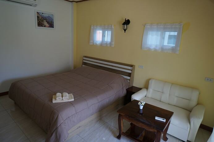 Imagen de la habitación del Hotel Baan Penny. Foto 33
