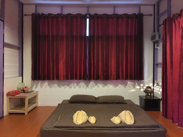 Imagen de la habitación del Hotel Baan Phor Bangkontee. Foto 15