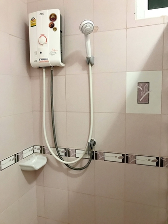 Imagen de la habitación del Hotel Baan Phra Chan. Foto 13