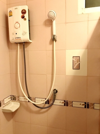 Imagen de la habitación del Hotel Baan Phra Chan. Foto 14