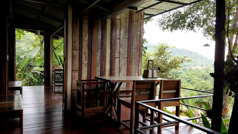 Imagen general del Hotel Baan Phuchalianglom. Foto 16