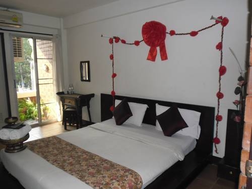 Imagen general del Hotel Baan Pim. Foto 12